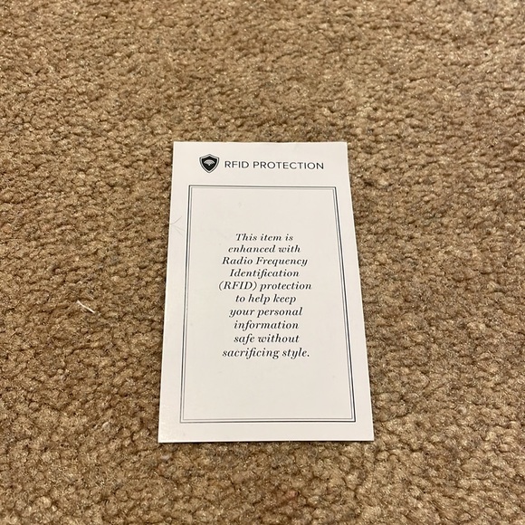 Vera Bradley Mini Cellphone Crossbody - Picture 4 of 5